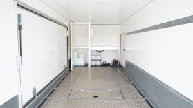 Alumiini turkkilevystä lattia