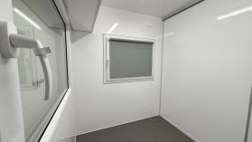 2700F612T222 Kaksi työtilaa